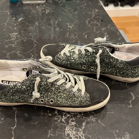 Golden Goose - Picture 4 of 5